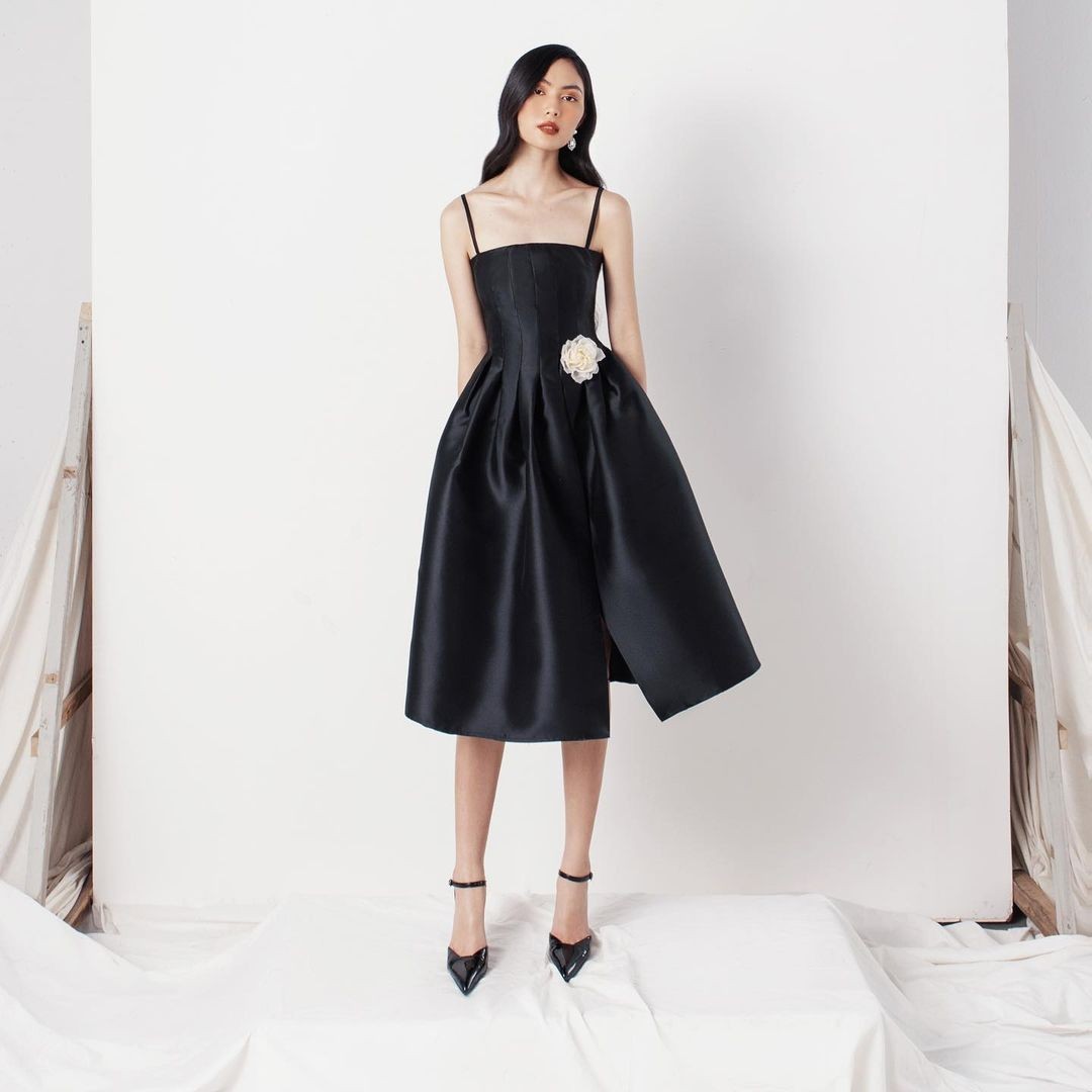 HELLY DRESS WHITE ROSE BLACK