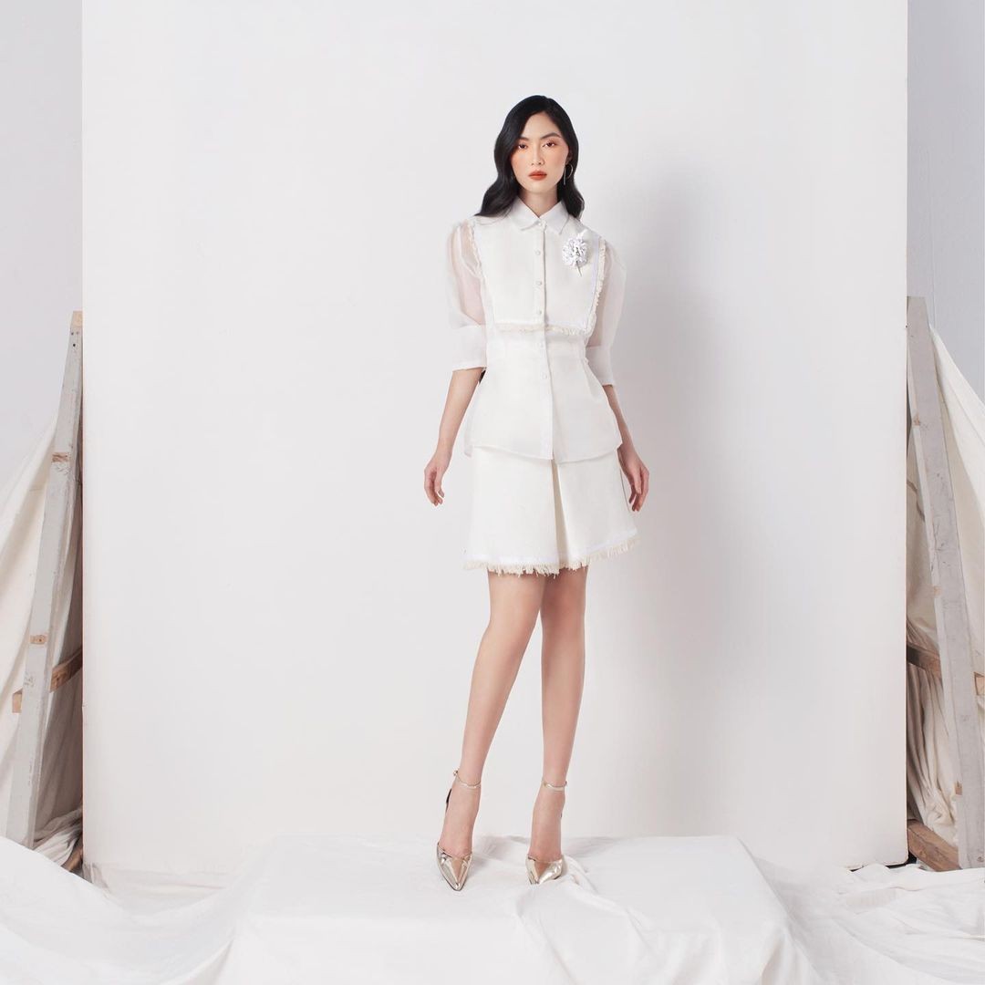 ORGANZA ON TWEED TOP X TWEED SKIRT X FLOWER SIGNATURE