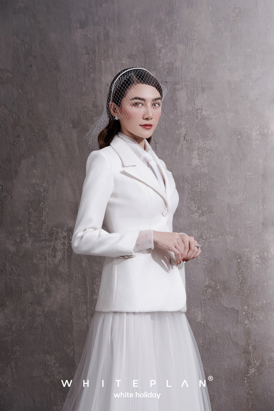 WHITE PLAN X LÊ HÀ