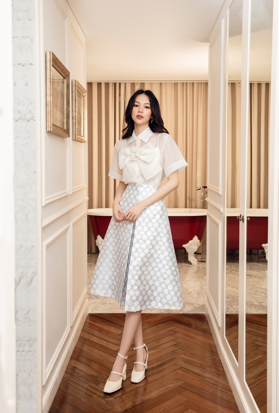 ALICE BLOUSE X ALICE SKIRT