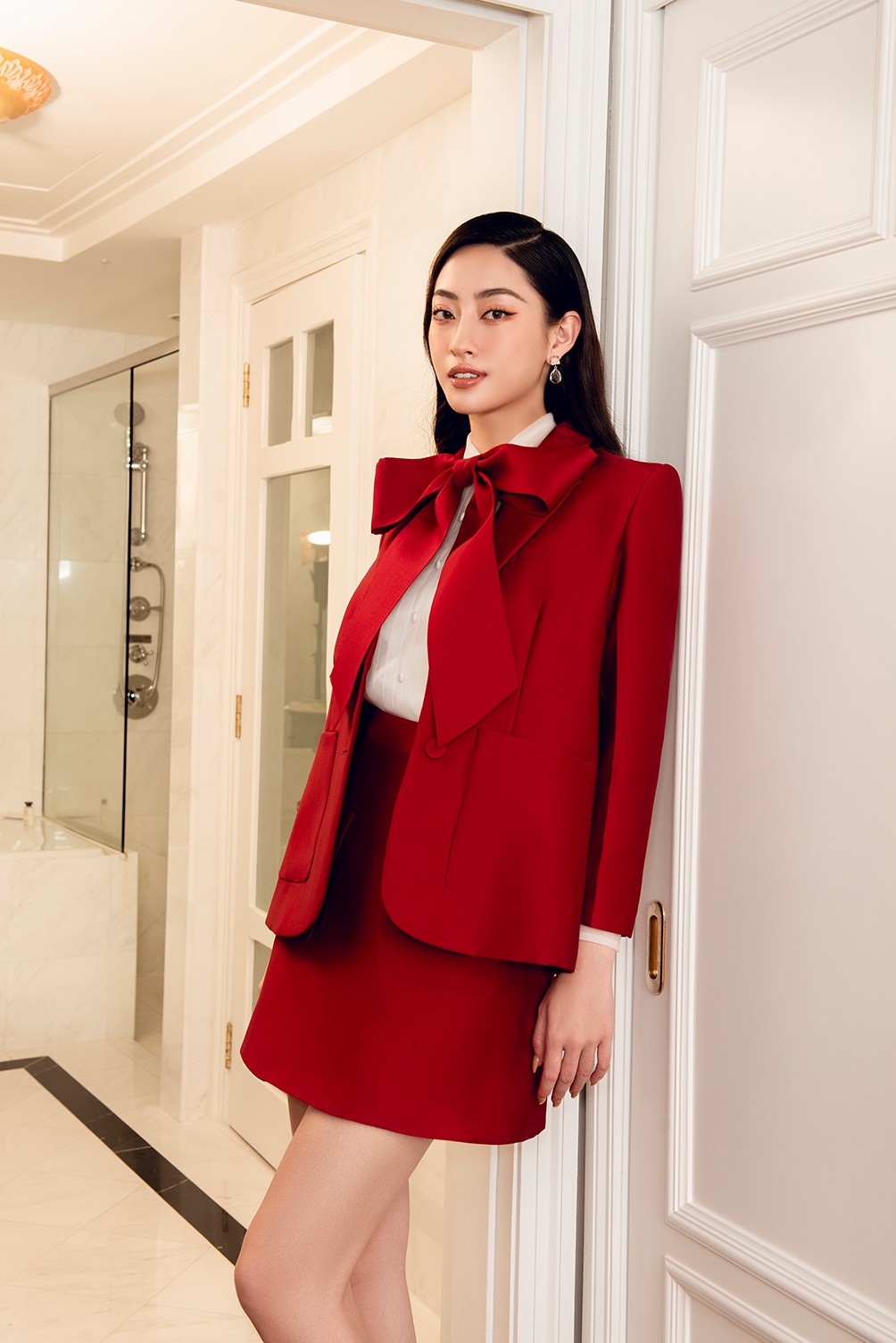 BLAKE SUIT X LIGHTY BLOUSE X BLAKE SKIRT