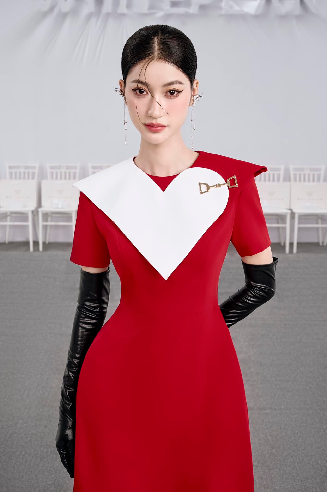 WHITE PLAN x HOÀNG NGÂN