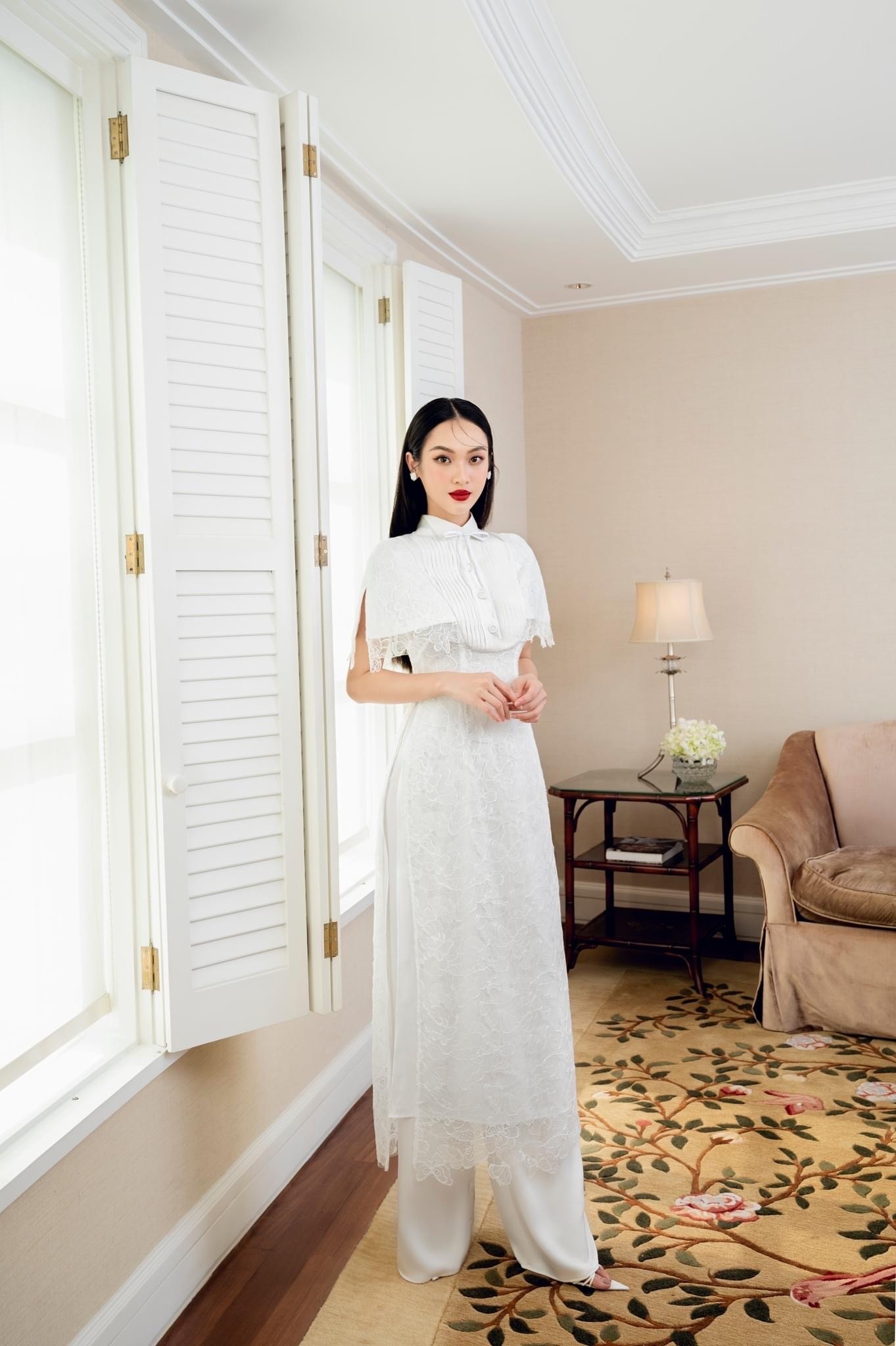 SET AODAI WHITE HOLIDAY 1 x QUAN AODAI