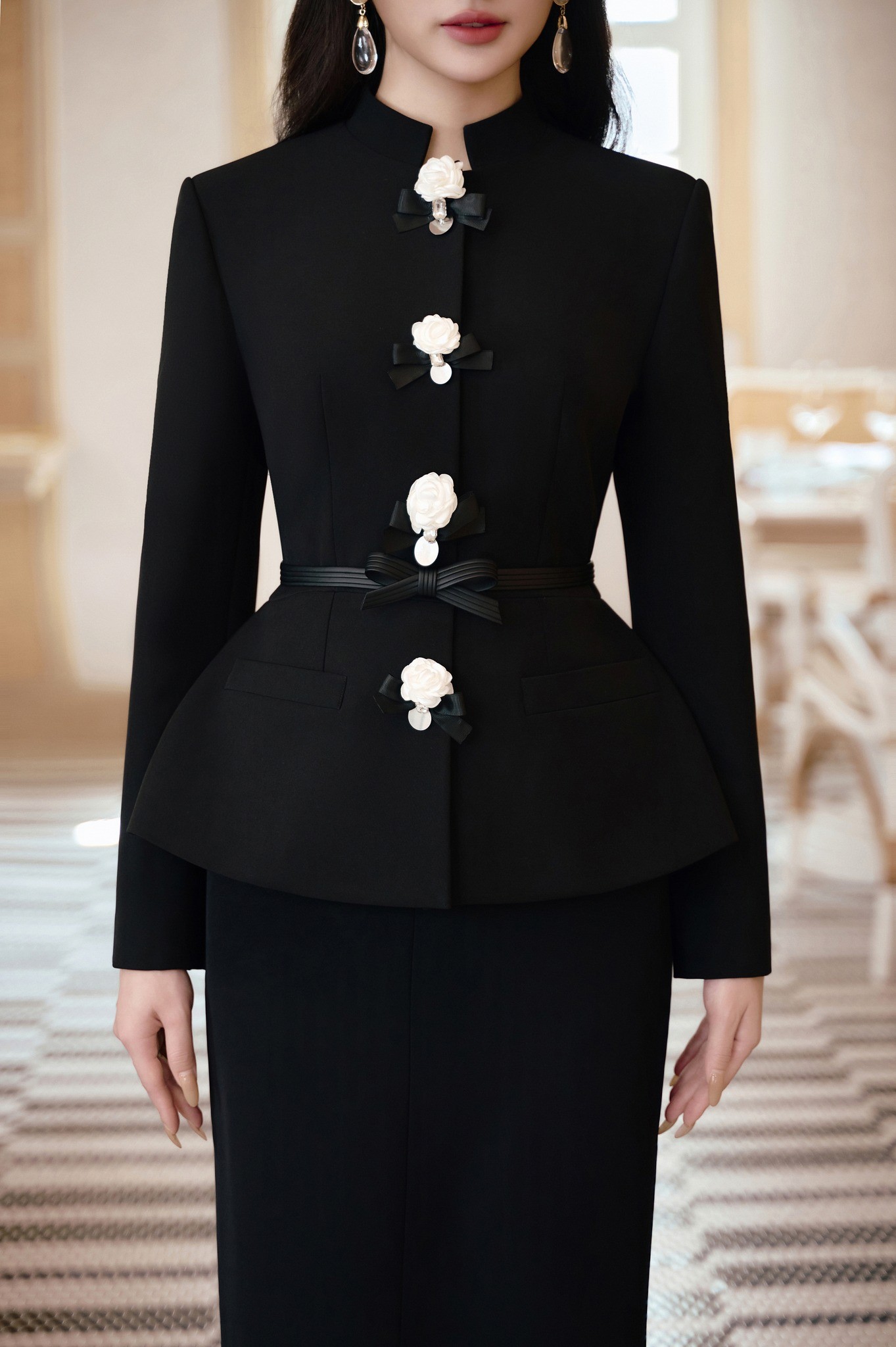 BRIONA SUIT