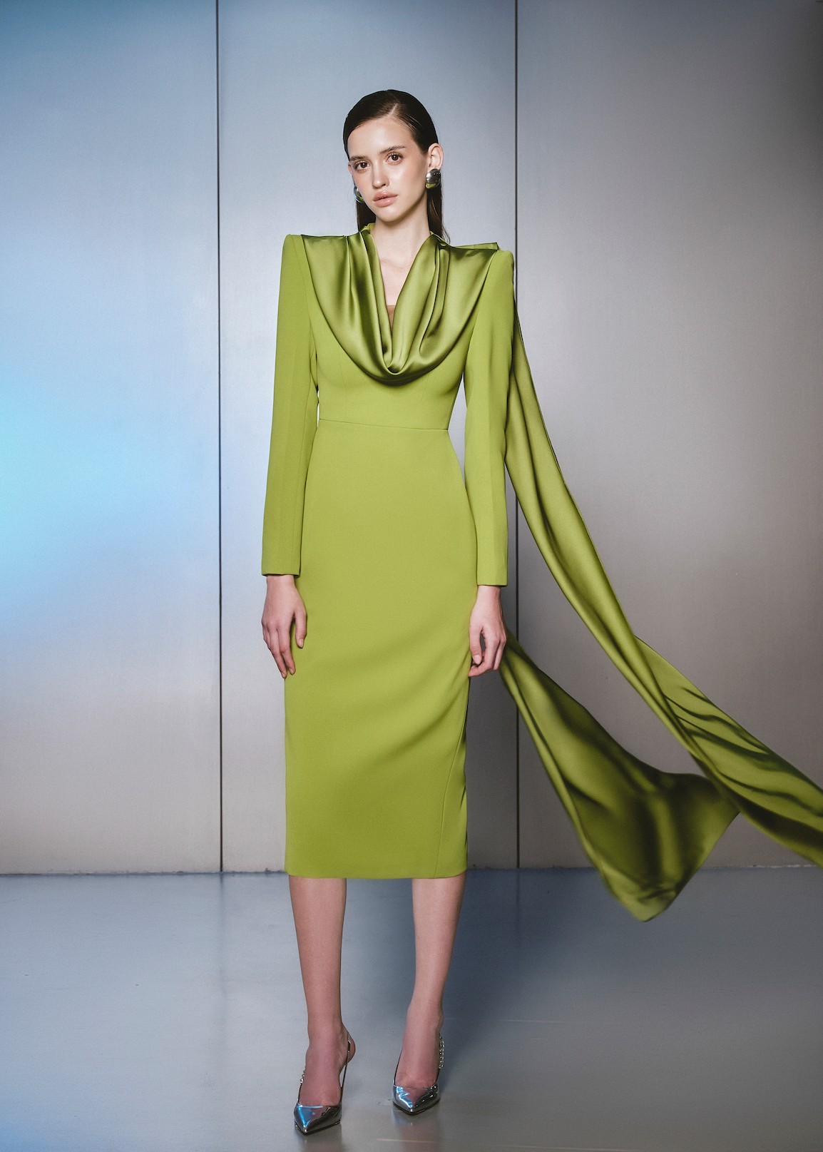 FRONT DRESS