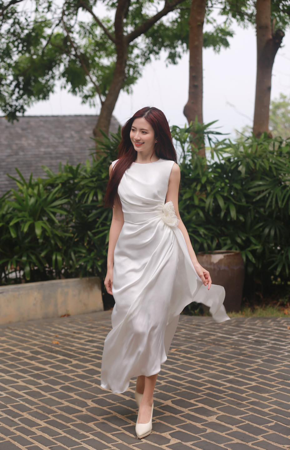 WHITE PLAN X NGỌC HUYỀN