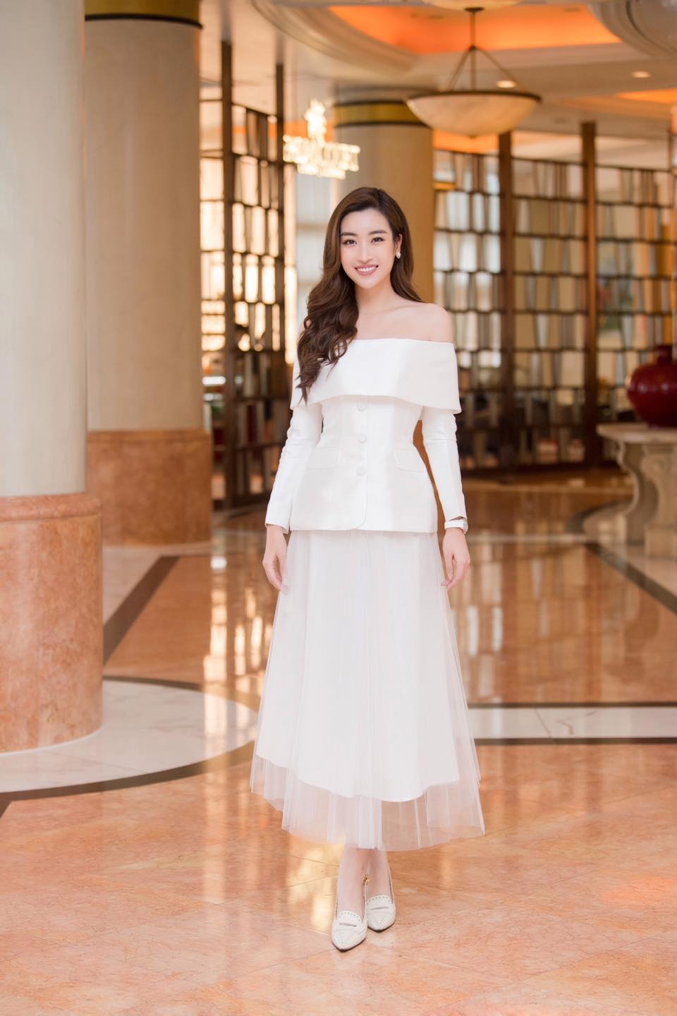 WHITE PLAN X ĐỖ MỸ LINH