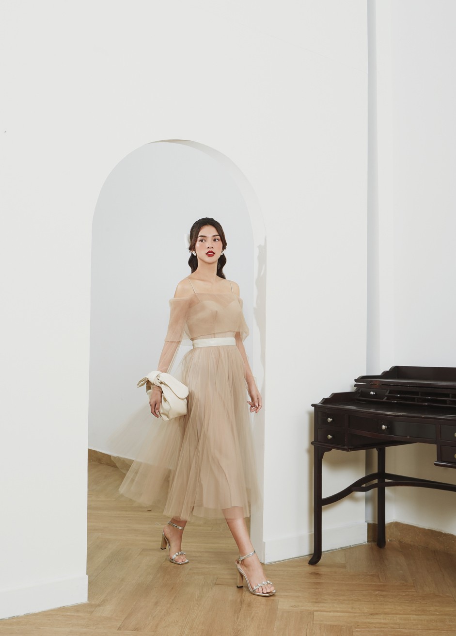 THE BLOOM BEIGE DRESS